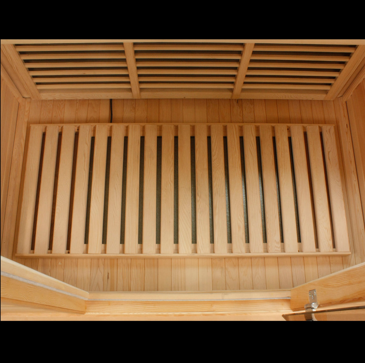 Maxxus Saunas 3-Person Low EMF FAR Infrared Sauna Canadian Hemlock